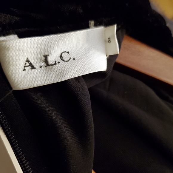 A.L.C. black velvet long sleeve dress 8 NWT - Picture 6 of 6